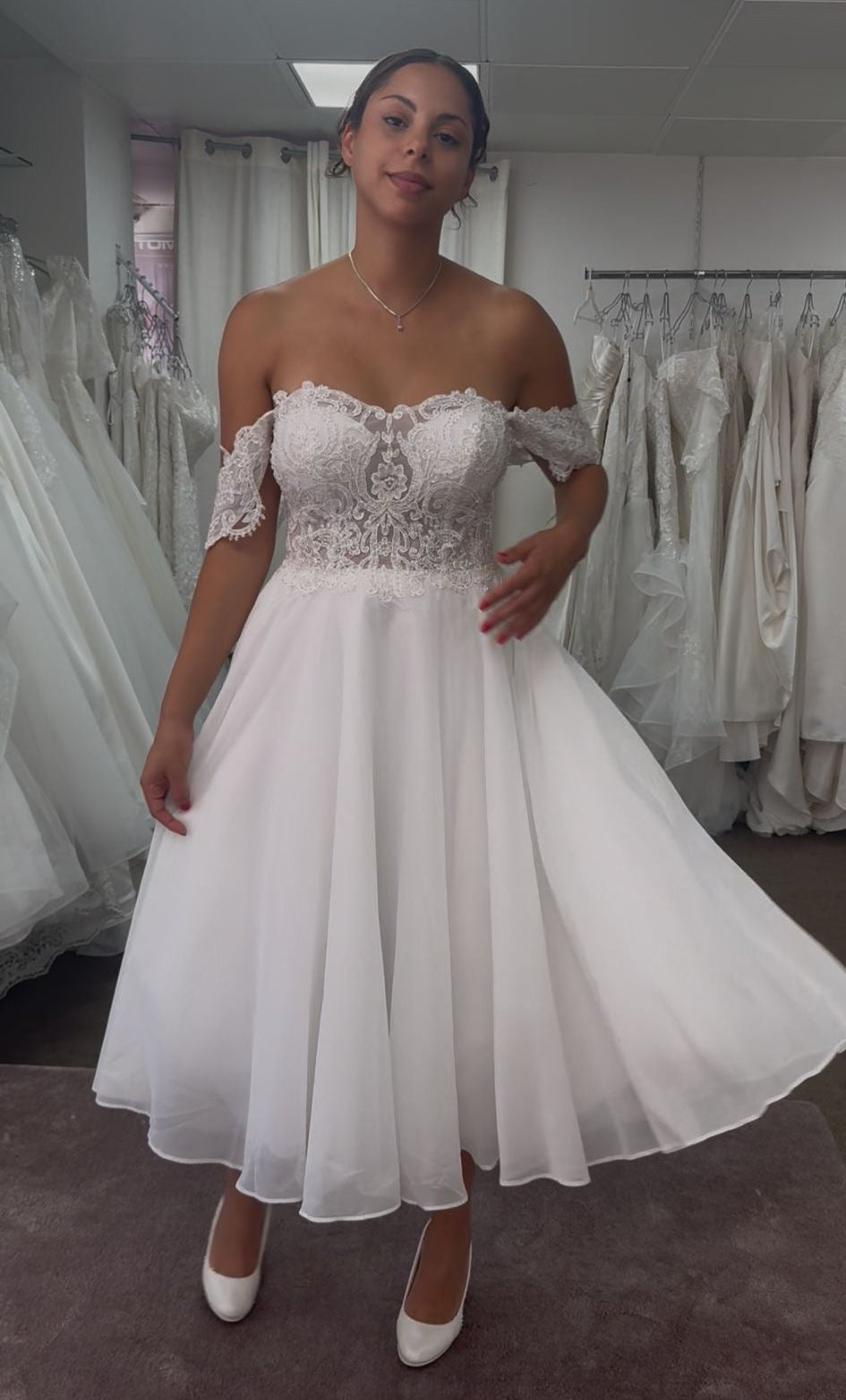 Robe de mariée Bohème Élégance – Longueur Midi