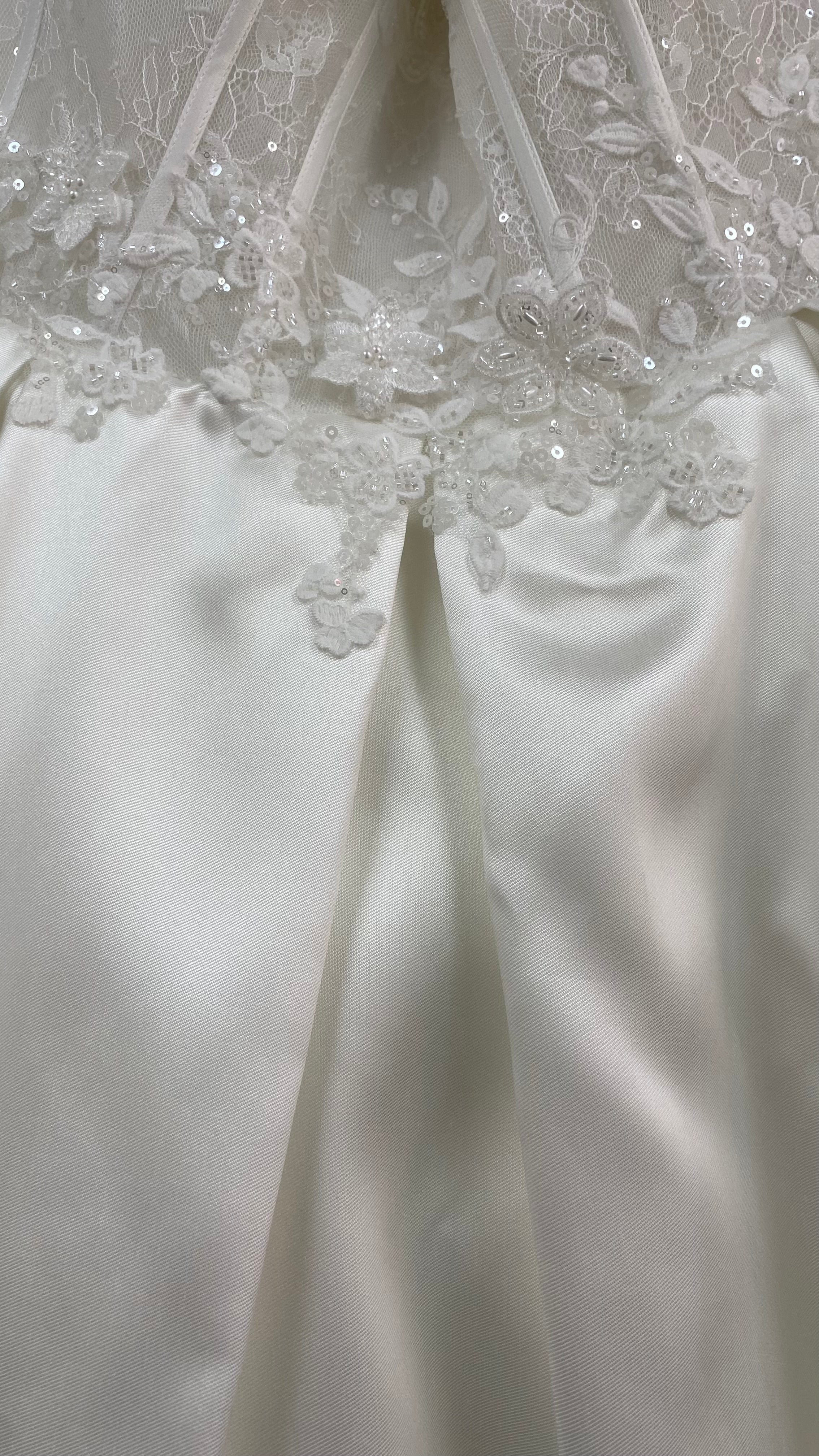 Robe de mariée satin & dentelle